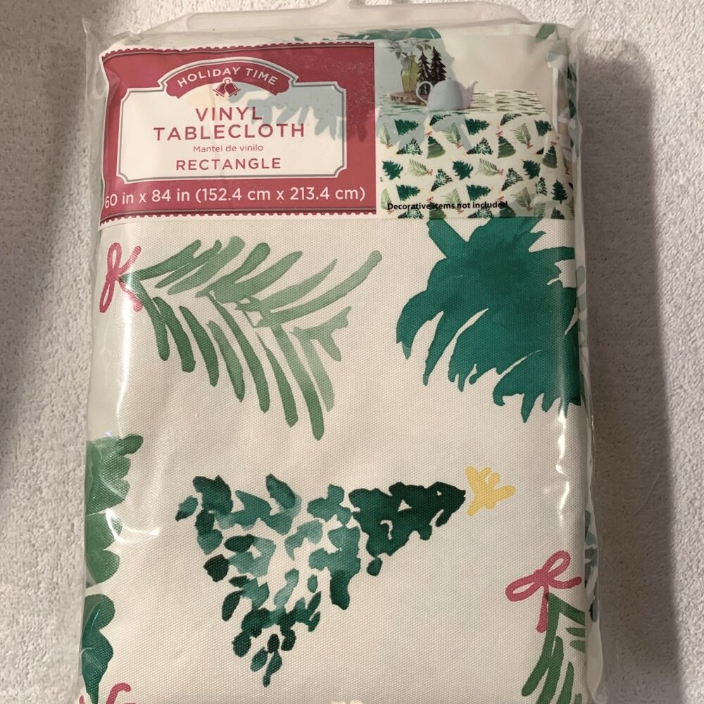 *HP*Holiday Time Christmas rectangular vinyl table cloth